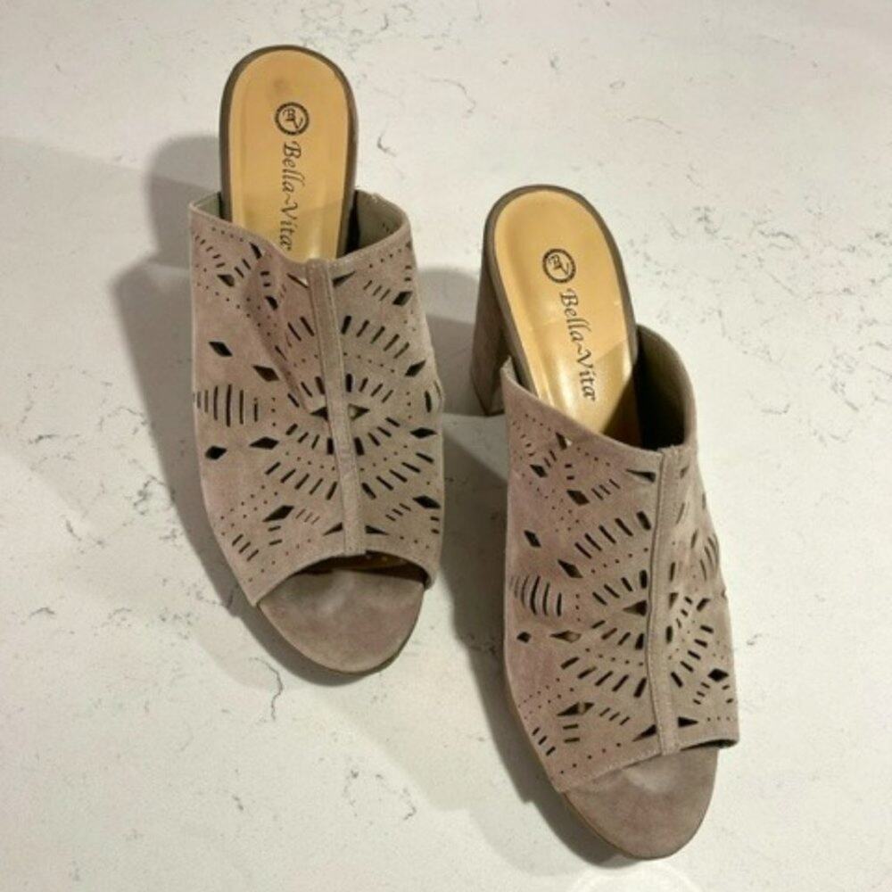 Bella Vita Lark Block Heel Sandal Taupe 12W - Picture 2 of 9